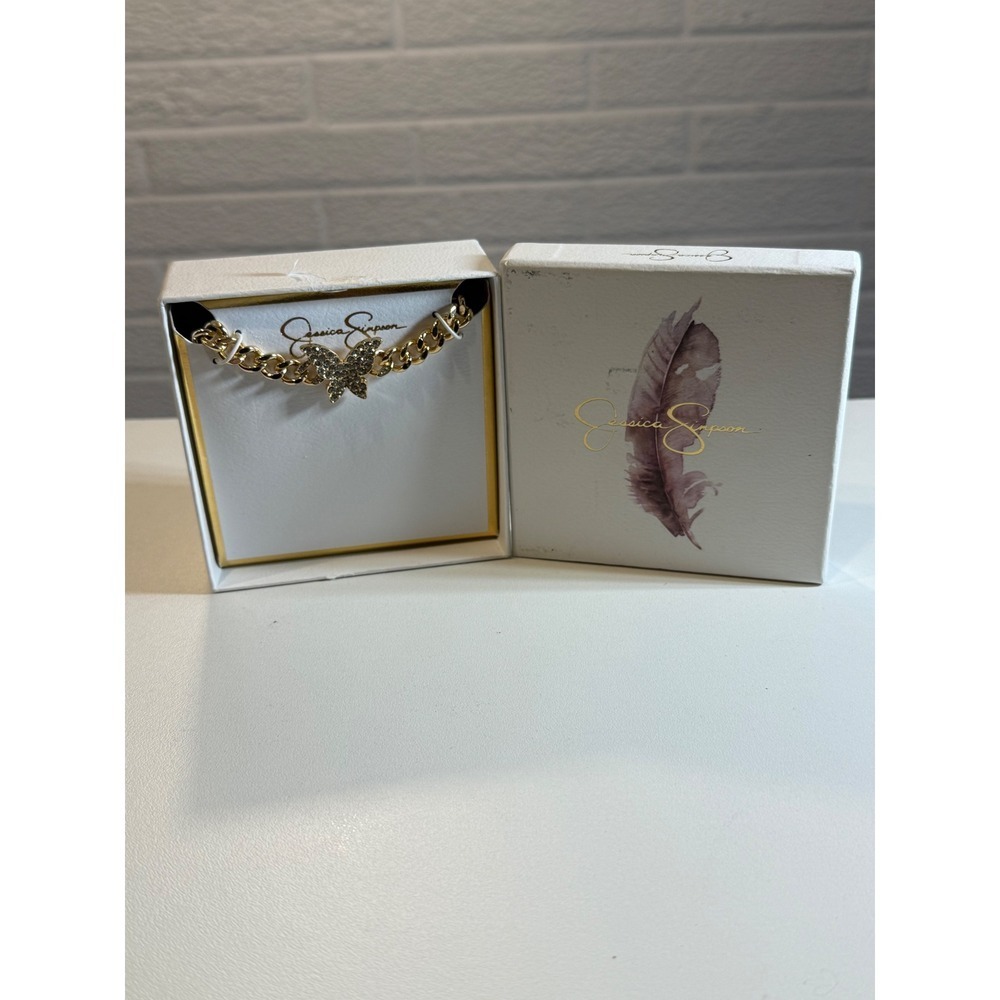 Jessica Simpson Gold Tone Butterfly Charm Chain Necklace In Box Jewelry